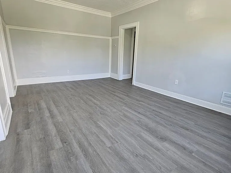 14201 Westropp Ave — Photo 23