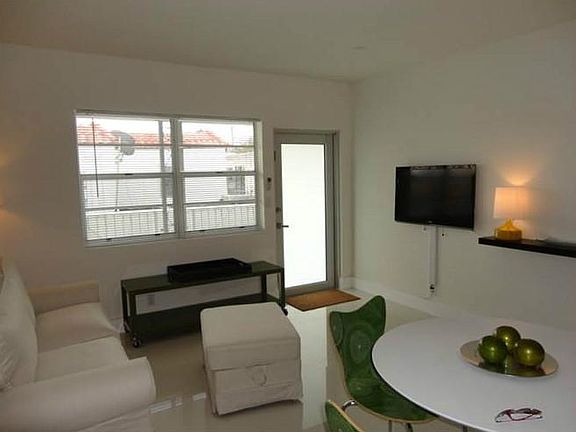 5th image of 1604 Drexel Ave APT 206