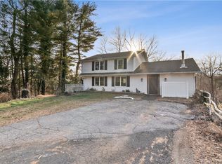 203 Carmel Hill Rd, Woodbury, CT 06798