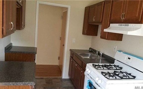 3rd image of 5B-99 Hemlock Dr