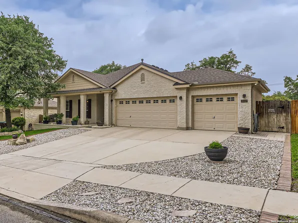 10427 Shire Country, San Antonio, TX 78254