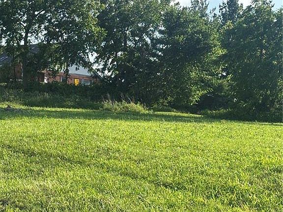 2nd image of 4708 Emery Ave