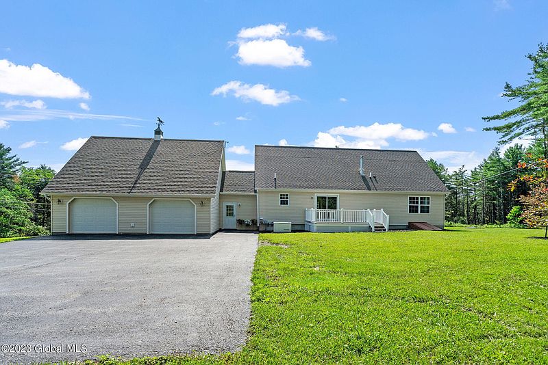 5th image of 331 Wolf Hill Road