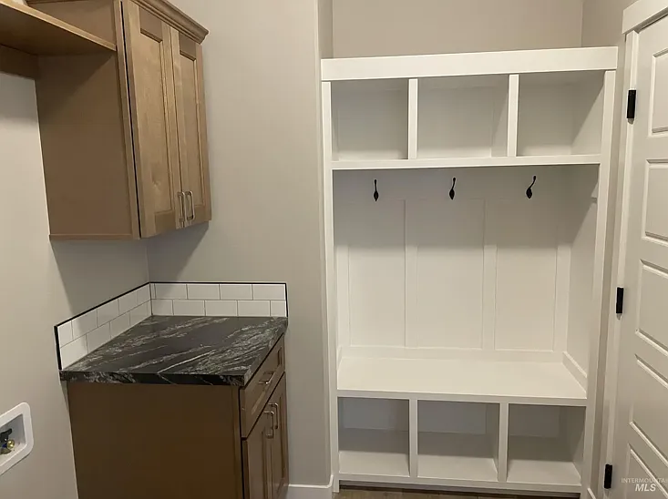 Washer & dryer included