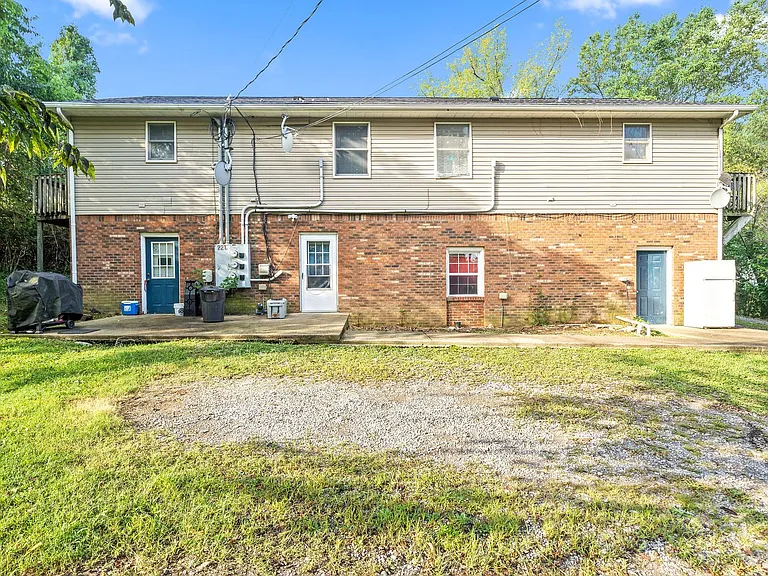 Park Ln - 221 — Photo 17