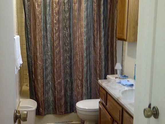 2nd bathroom