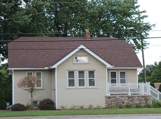 33830 Utica Rd, Fraser, MI 48026