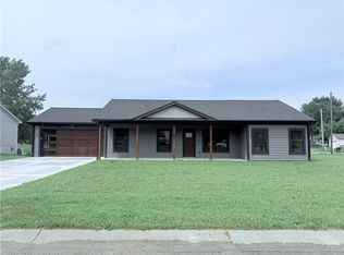 500 W Haven Dr, Richmond, MO 64085