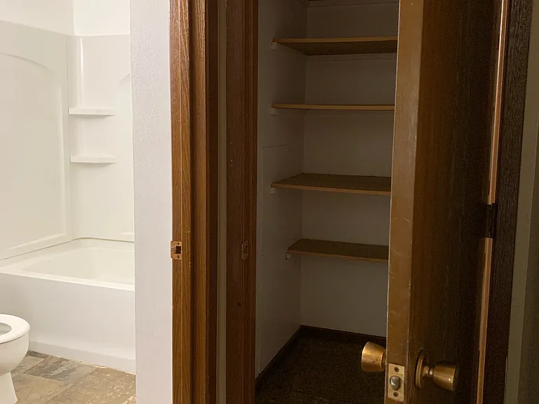 503 College Ave #B — Photo 2