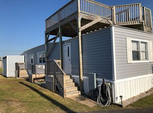 1511 E Fort Macon Rd #113, Atlantic Beach, NC 28512