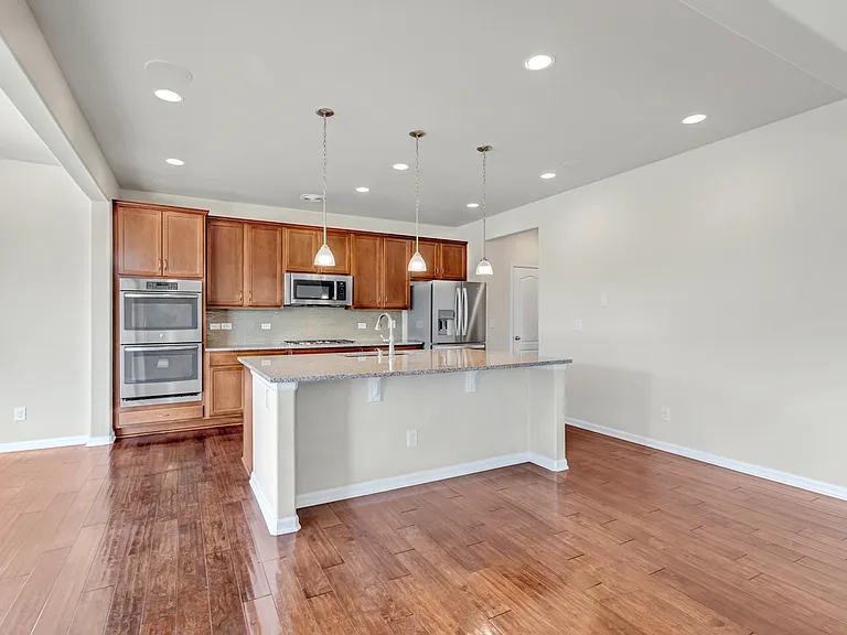 7588 Blue Water Dr — Photo 11