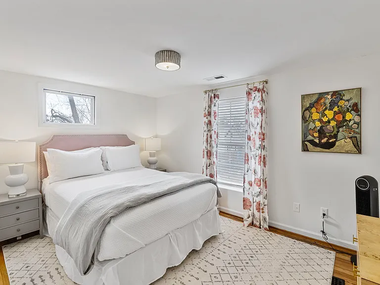708 Bolling Ave — Photo 14