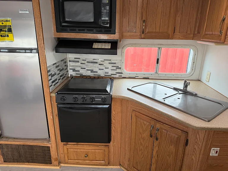 2704 S Avenue B #17 — Photo 2