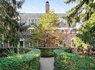 94 Pinewood Rd APT 2E, Hartsdale, NY 10530