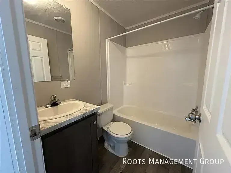 666 S Bluff St #746 — Photo 11