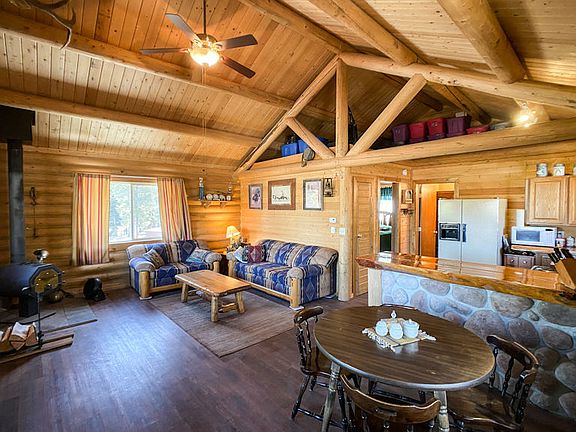 2nd image of 398 Reimel Loop