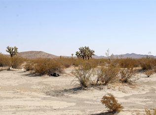 18 Skyranch Rd, Adelanto, CA 92301