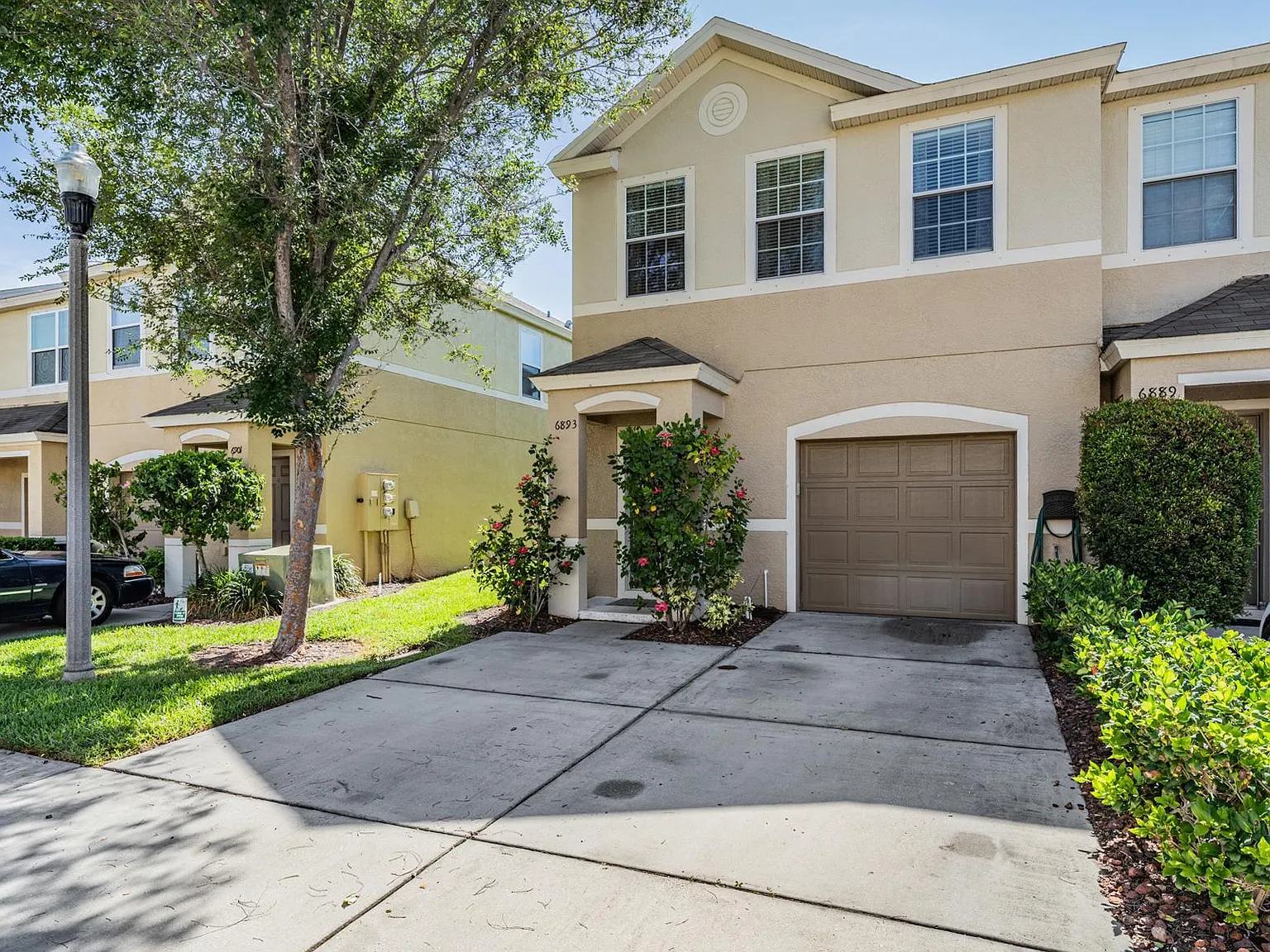3 bed, 2.5 bath, 1500 sqft, $2,600 — Photo 1