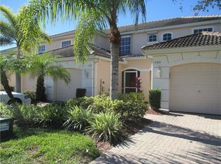 1302 Weeping Willow Ct, Cape Coral, FL 33909