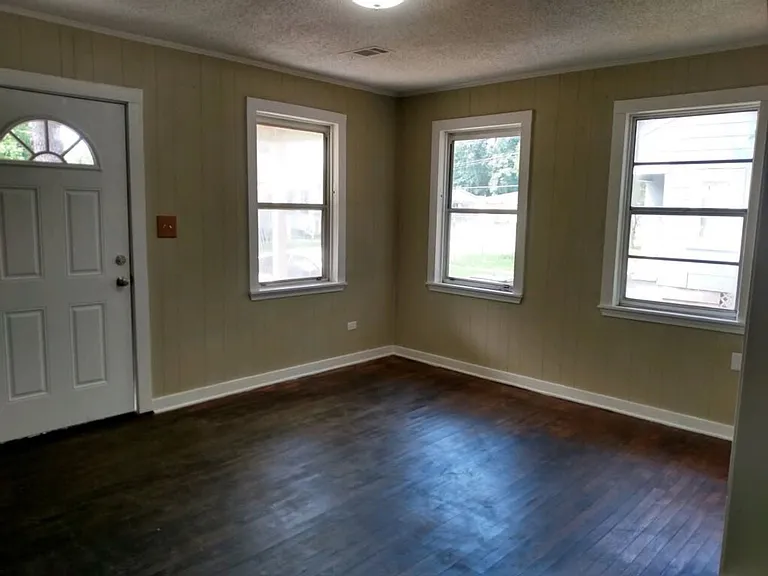 116 Independence Ave — Photo 3