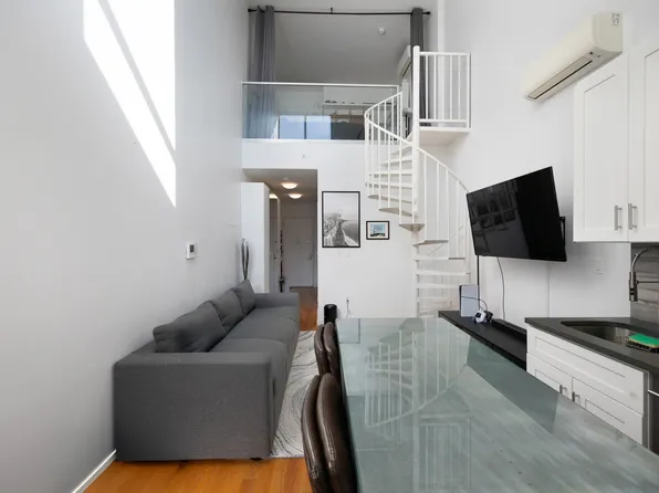 362 West 127th Street 6B image 2 of 8