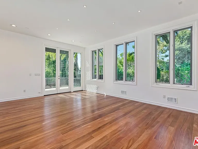 2890 Forrester Dr — Photo 15