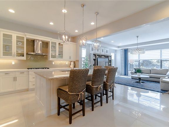 4th image of 9315 Meridian Dr W