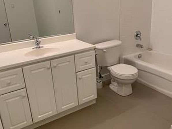 1336 W 14th Ave #3, Vancouver, BC V6H 1R1