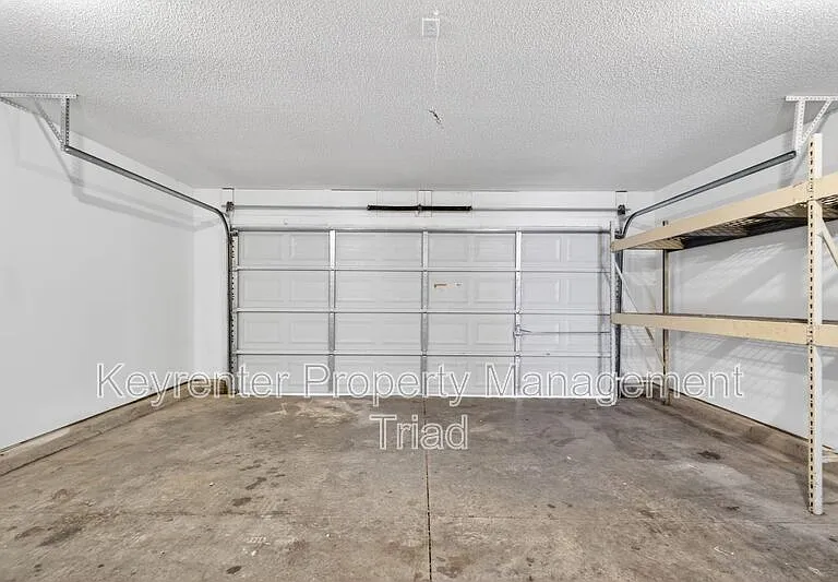 2703 Stafford St — Photo 46