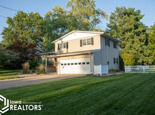 92 Golf Ln, Burlington, IA 52601