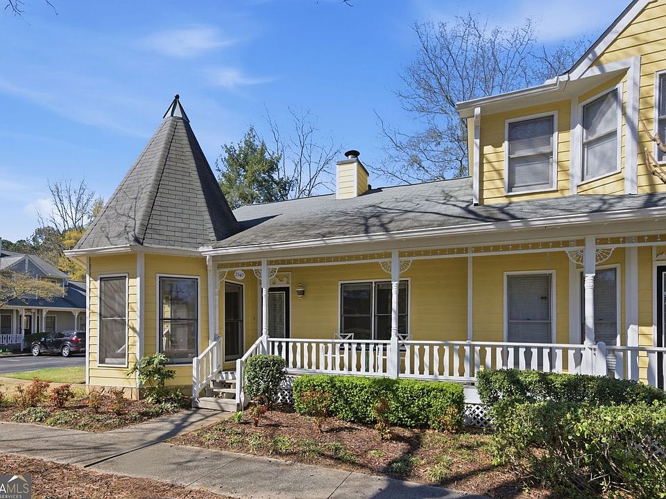 1st image of 2340 Brockett Rd