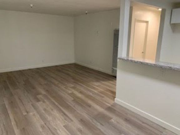 5th image of 301 S Birch St APT 19