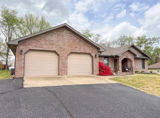 712 Kaitlin Dr, Mountain View, MO 65548