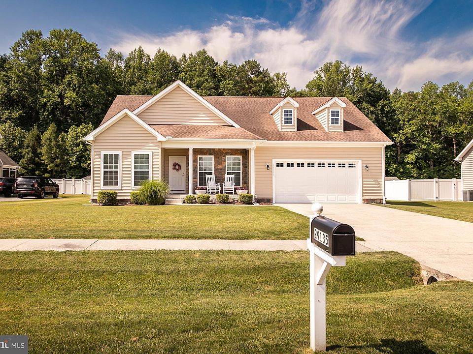 1st image of 29135 Finch Ln