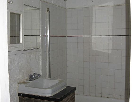 5th image of 4135 Kozar Ave