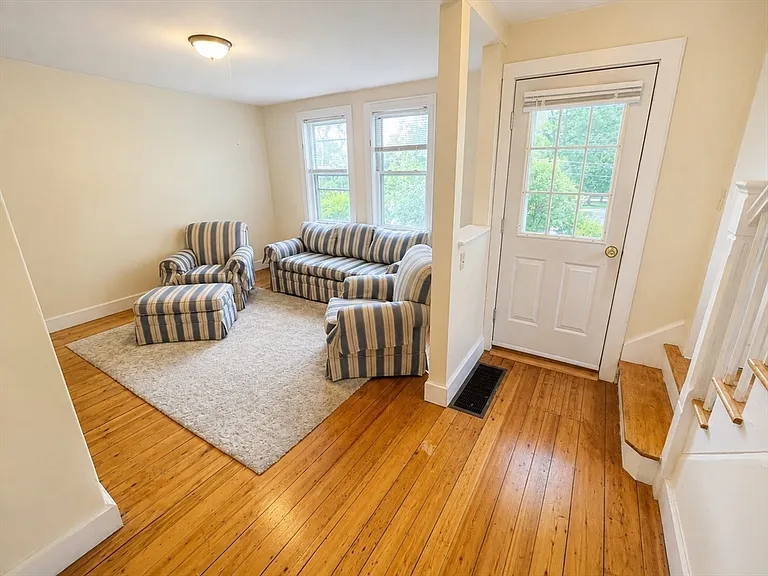 23 Lexington St #23 — Photo 4