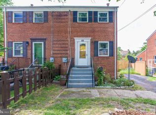 102 S Hudson St, Alexandria, VA 22304
