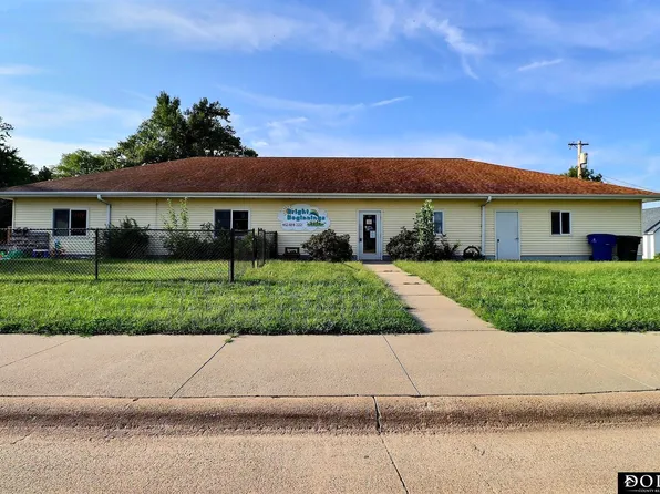 517 7th St, Scribner, NE 68057