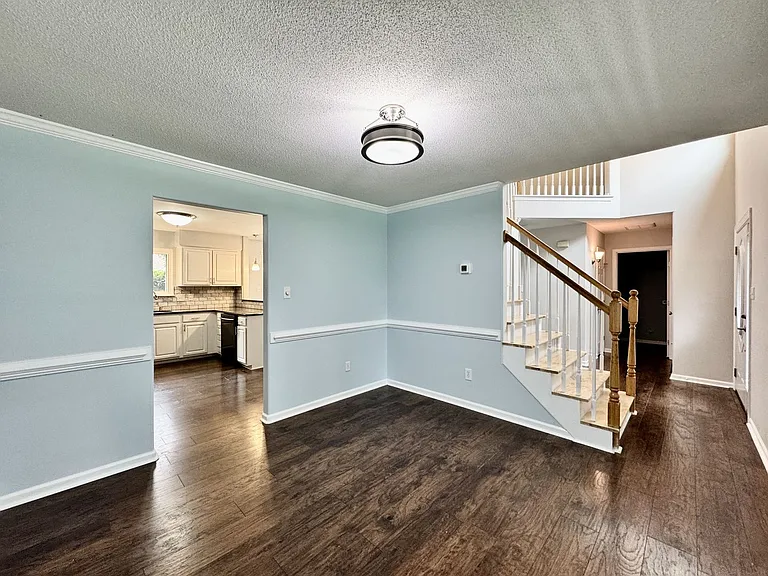 1733 Bernstein Dr — Photo 7