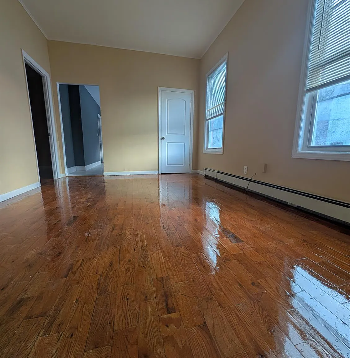 3 bed, 1.0 bath, $2,100 — Photo 3