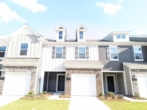 365 Abington St, Matthews, NC 28104