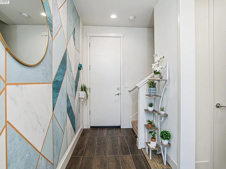 256 Element Rd — Photo 10