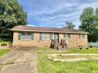 4904 Robin Dr, Union City, TN 38261