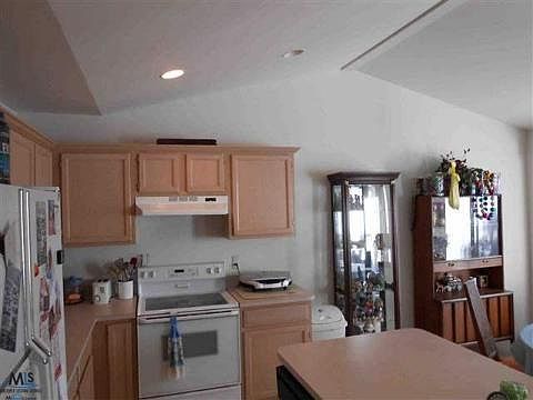 3rd image of 17158 Mayfield Dr