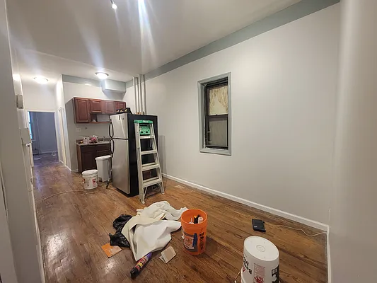 Rented by Friedman Mayer, LREB | media 8