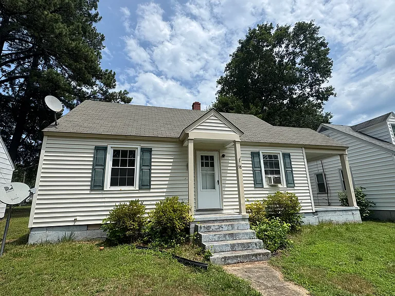 38 Pickett Ct — Photo 1
