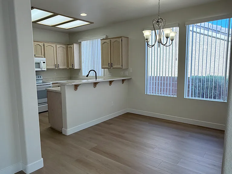 2021 Poppywood Ave — Photo 7
