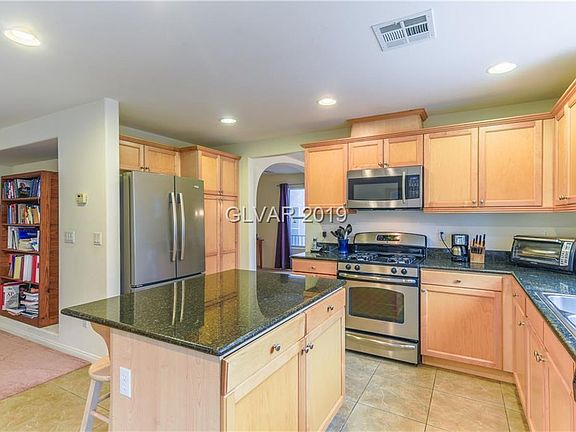 3rd image of 9787 Brooks Lake Ave