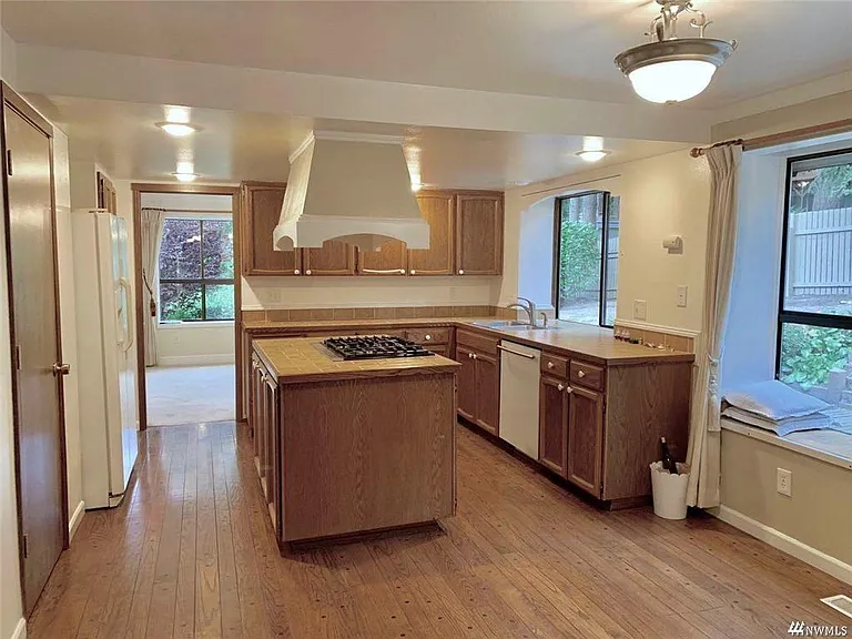 10249 SE 7th St — Photo 5