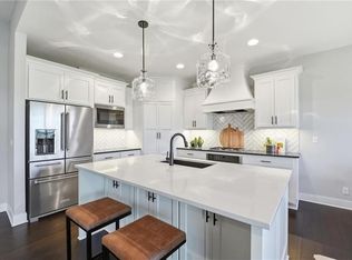 17404 Richards St, Overland Park, KS 66221